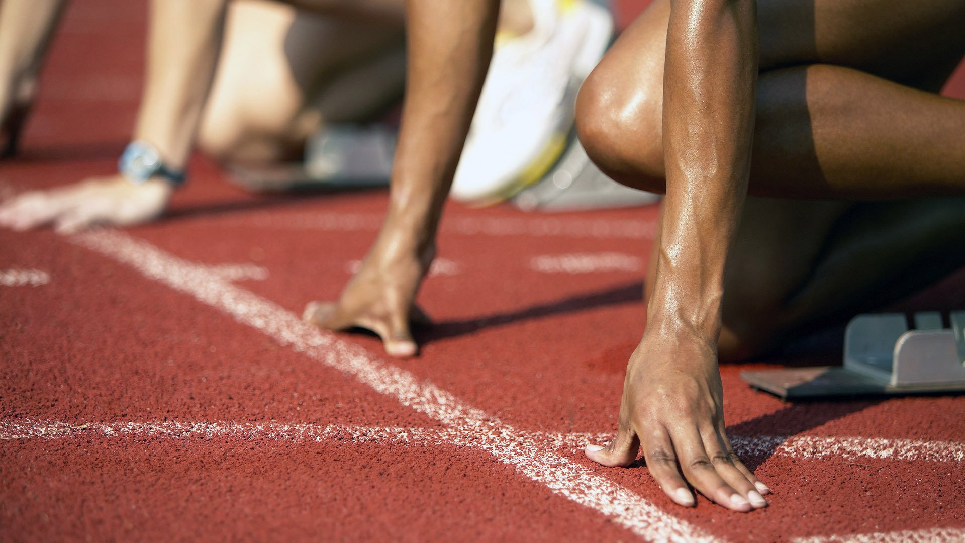 西班牙队在比赛中展现冠军相貌，稳操胜券，西班牙队战绩